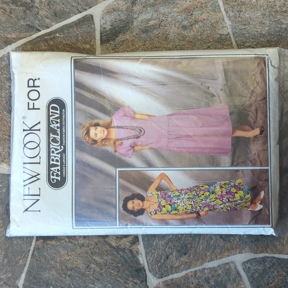 2 New Look Sewing Patterns Ladies size 8-18 - Picture 3 of 5